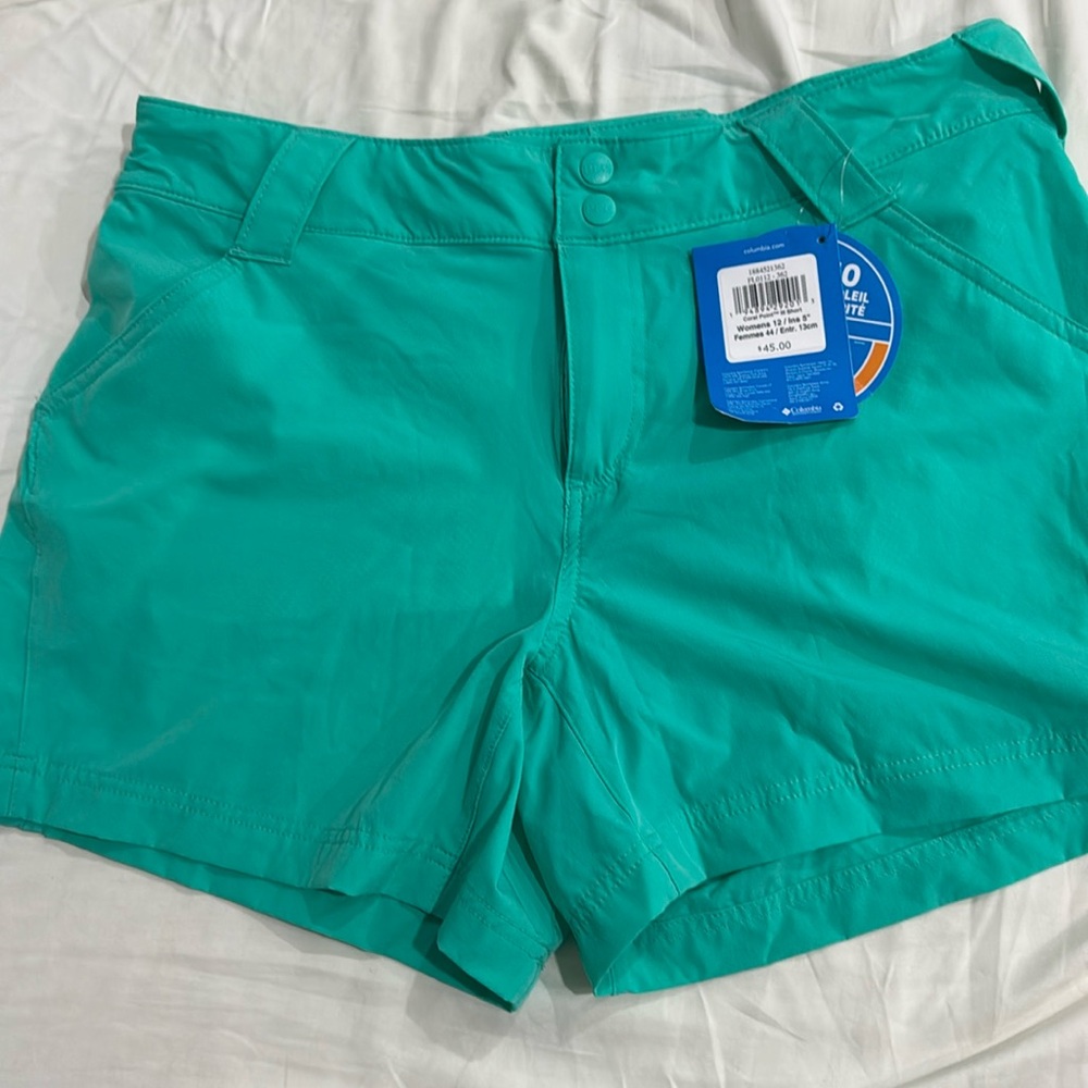 Columbia brand new shorts with tag- womens 12 inseam 5”